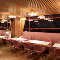 Alle messing onderdelen voor het interieur van restaurant Mama Kelly in Amsterdam